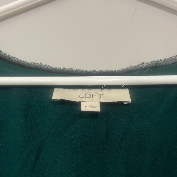 Green Sleeveless‎ Ruffle Top - Picture 3 of 7